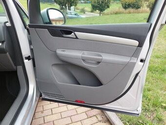 Seat  Alhambra 2.0 Tdi 103Kw , 4/2013,  7 MÍST ,2 majitel - 14