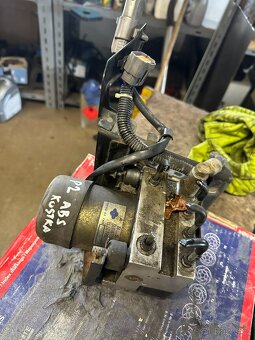 Náhradní díly Ford Probe - 14