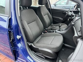 Opel Astra J kombi 1,6 16V, 2015, jen 127 tkm - 14