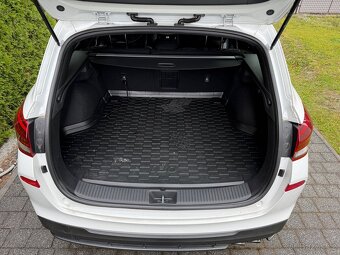 Hyundai i30 N-Line 1,5 T-GDI MHEV DCT 117kW - 14