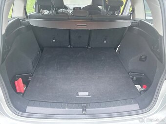 BMW 218i Grand Tourer - 14