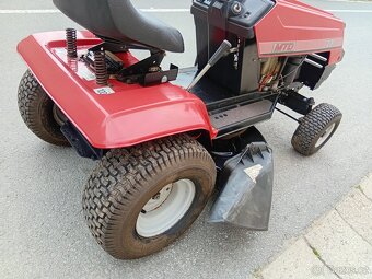 Prodám zahradní traktor MTD 12Hp - 14