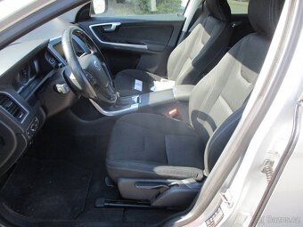 VOLVO XC60 2,4D 120kw AWD GPS Auto 10/2013 - 14