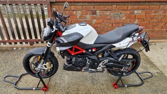Aprilia Shiver 900 AKRAPOVIČ + kufry, odpočet DPH - 14