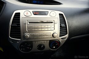HYUNDAI i20 2011 1,2 57kw AC - 14