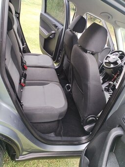 Škoda Yeti 1.2Tsi 77kw r.v.2010 - 14