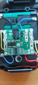 Aku Rázový utahovák+2aku(Ne Makita 18V)+nabíječka, nové. - 14