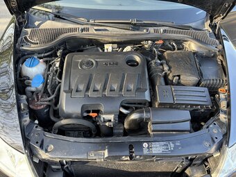 Škoda Octavia 2 2.0 TDI 103kw facelift kombi RS Paket - 14