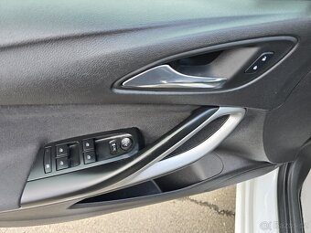 Opel ASTRA 1,6CDTI 81kW ENJOY 1.Maj. ČR 2018 DIGIKLIMA -DPH - 14