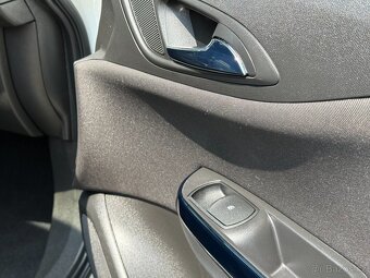 Opel Corsa E 1.4i 66KW 4/2018 Edice Sport, Nová STK - 14
