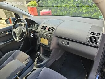 VW Touran 2.0 TDI 103W,Webasto,Highline,Xenon,Navi,2015. - 14