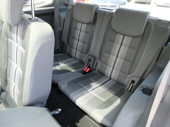 Volkswagen Touran 1.4 TSi MATCH,7.míst,serviska - 14