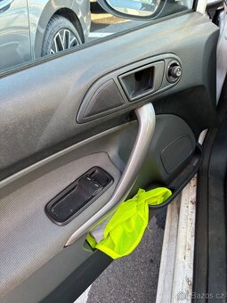 Ford Fiesta - 14