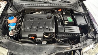 Škoda superb kombi 2,0tdi - 103kw, r.v. 2012 - havarovaný - 14