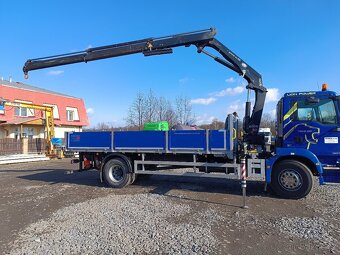 Valník s hydraulickým jeřábem HMF - 14