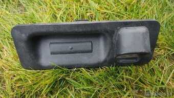 Ruzne veci Toyota, KIA, Mercedes - zrcadlo, listy, absorber - 14