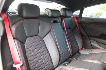 Audi RS e-tron GT, Masáž/HUD/Noční Vidění/SKLADEM - 14