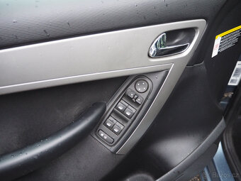 Citroen C4 Picasso 1.6 HDI KLIMA, park. senzory, 1 majitel - 14