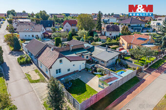 Prodej rodinného domu v Radonicích u Prahy, ulice Příčná - 14