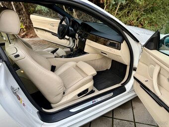 BMW 335i e92: man.,RWD,MPaket,generální servis,DPH,faktury - 14