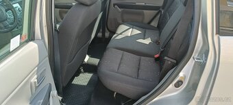 PRODÁM MAZDA 2, 1.2 BENZÍN, velmi pěkný stav, klima, nové pn - 14