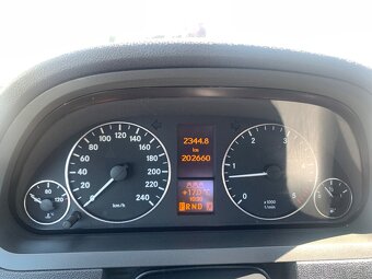 MERCEDES-BENZ TŘÍDY A, 180CDI, AUTOMAT - 14