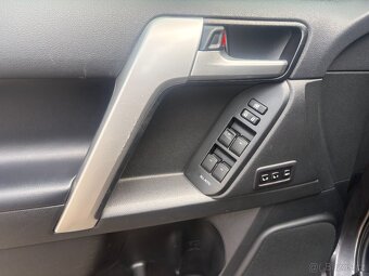 Toyota Land Cruiser GDJ 150 - 14