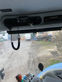Traktor New holand T 8040 - 14