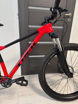 Prodám horské kolo Trek Roscoe 6 M/L - 14