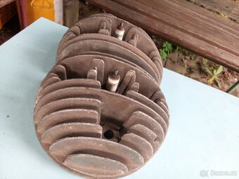 Jawa 350 perak,origo překryt karburace .tachometr 8000kč - 14