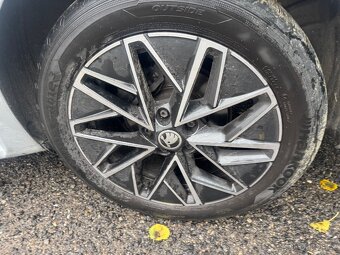 Prodám náhradní díly Škoda Octavia 4/IV - 14