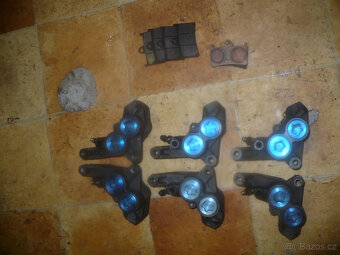 Yamaha YZF R1/fazer rv. 98-01-díly ze tří moto - 14