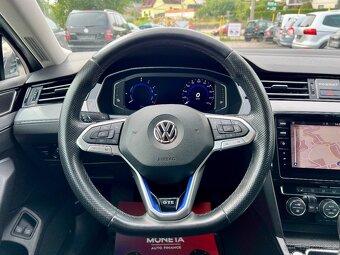 VW Passat 1.4 TSI 160 kW GTE LED,CZ,DPH,PHEV - 14