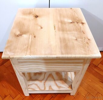 Stolička s úložným prostorem.. - 14