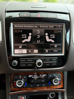 Volkswagen Touareg - 14