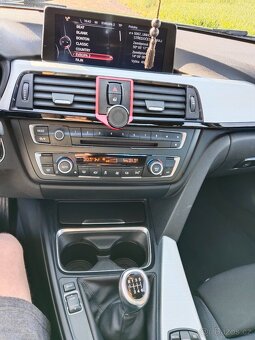 BMW F30 sport x drive manuál sedan 206000km - 14
