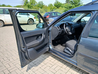 Škoda Roomster 1,2 TSI - 14