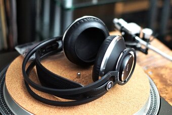 SONY ES CHAMPAGNE SET včetně nových sluchátek AKG K 872 - 14