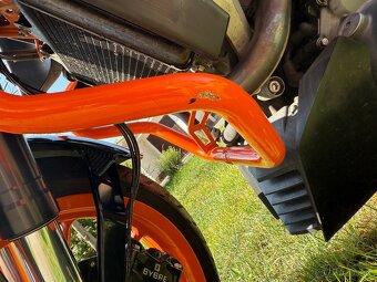 KTM Duke 390 – 2016 | výbava navíc | STK 2027 | A2 - 14