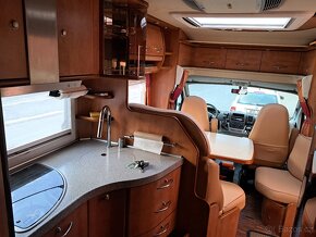 Prodám obytný automobil Carthago CHIC C-LINE 4.2F - 14