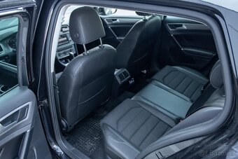 Volkswagen Golf - 14