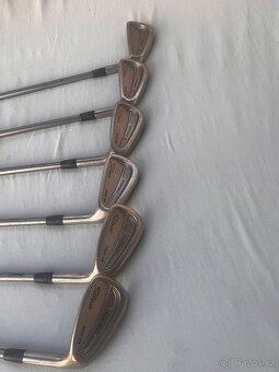 Titliest CB 704 + Taylor Made M2 driver + TM Putter + wedge - 14