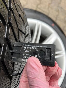 Bmw kola 5x120 R18 styling 120 zimní pneu - 14