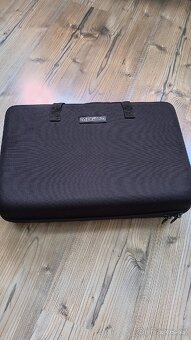 Akai MPC Live II – Beatclub Timbaland
 - 14