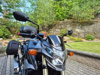 Suzuki GSR 750 - TOP STAV + VÝBAVA - 12 000 KM 123.000,- Kč - 14