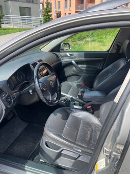 🚗 Škoda Octavia II (1Z5) 2.0 TDI (BMM) DSG – Elegance - 14