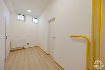 Pronájem komerčního prostoru 107 m², Uherské Hradiště - 14
