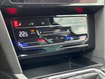 VW PASSAT B8.5 2.0 TDI 147KW ELEGANCE KAMERA IQ.DRIVE TAŽNÉ - 14