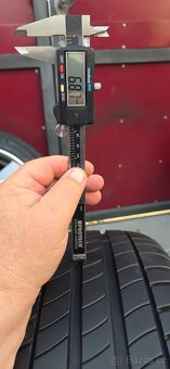 17"ZÁNO LETNÍ OBUTÁ KOLA 5x114.3 HYUNDAI i30+ČIDLA - 14