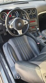 Rozpredám Alfa Romeo Brera 2.4JTDm 154kW na dily - 14
